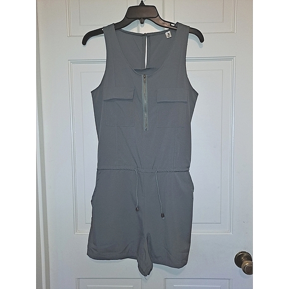 Fushi sleeveless Romper with pockets size small sporty bohemian green - Picture 1 of 15